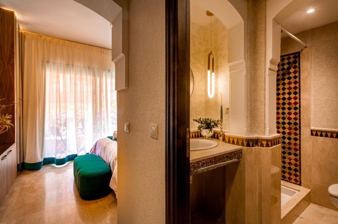 Logement De Luxe Avec Piscine, Hivernage マラケシュ エクステリア 写真