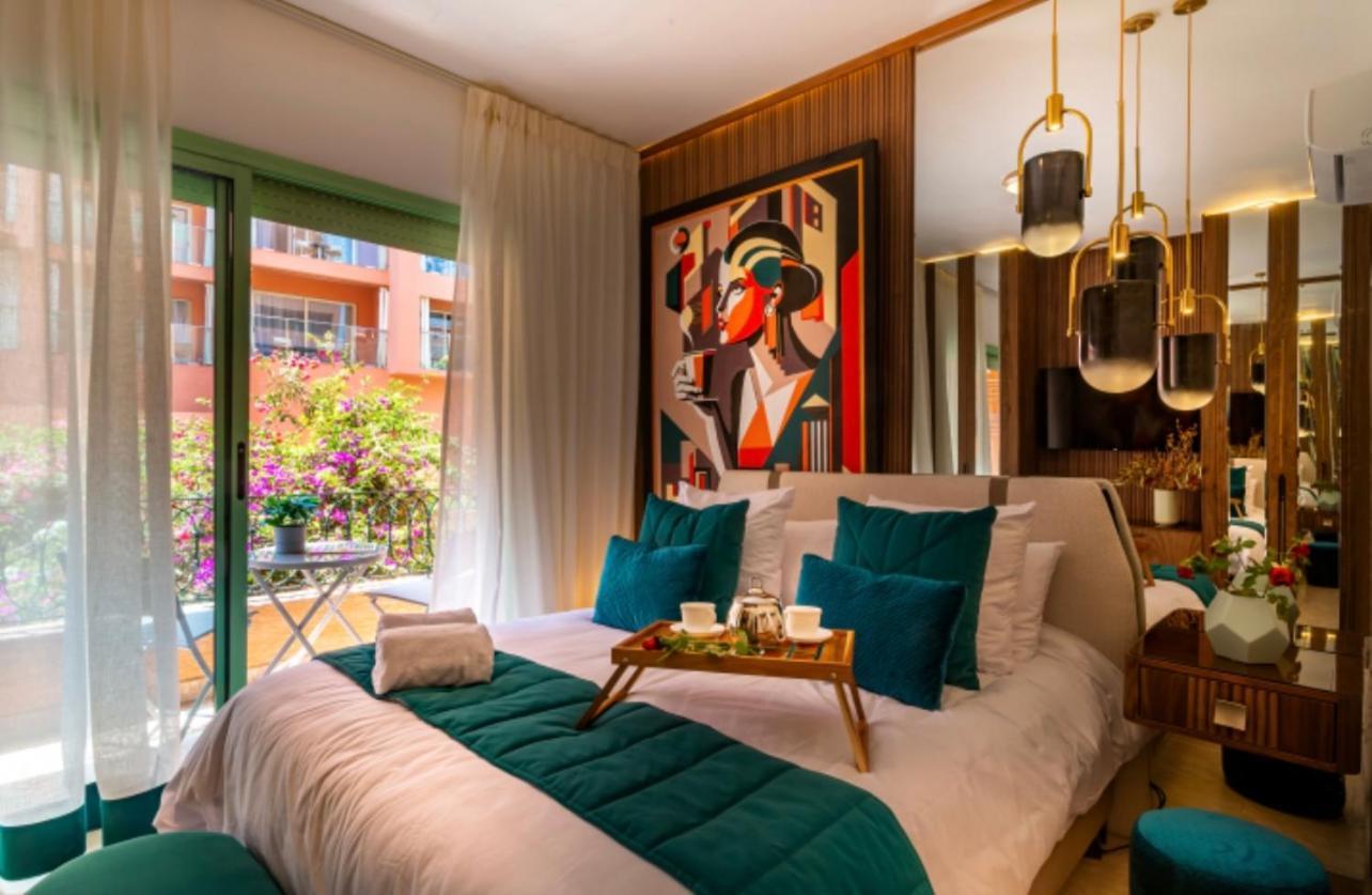 Logement De Luxe Avec Piscine, Hivernage マラケシュ エクステリア 写真
